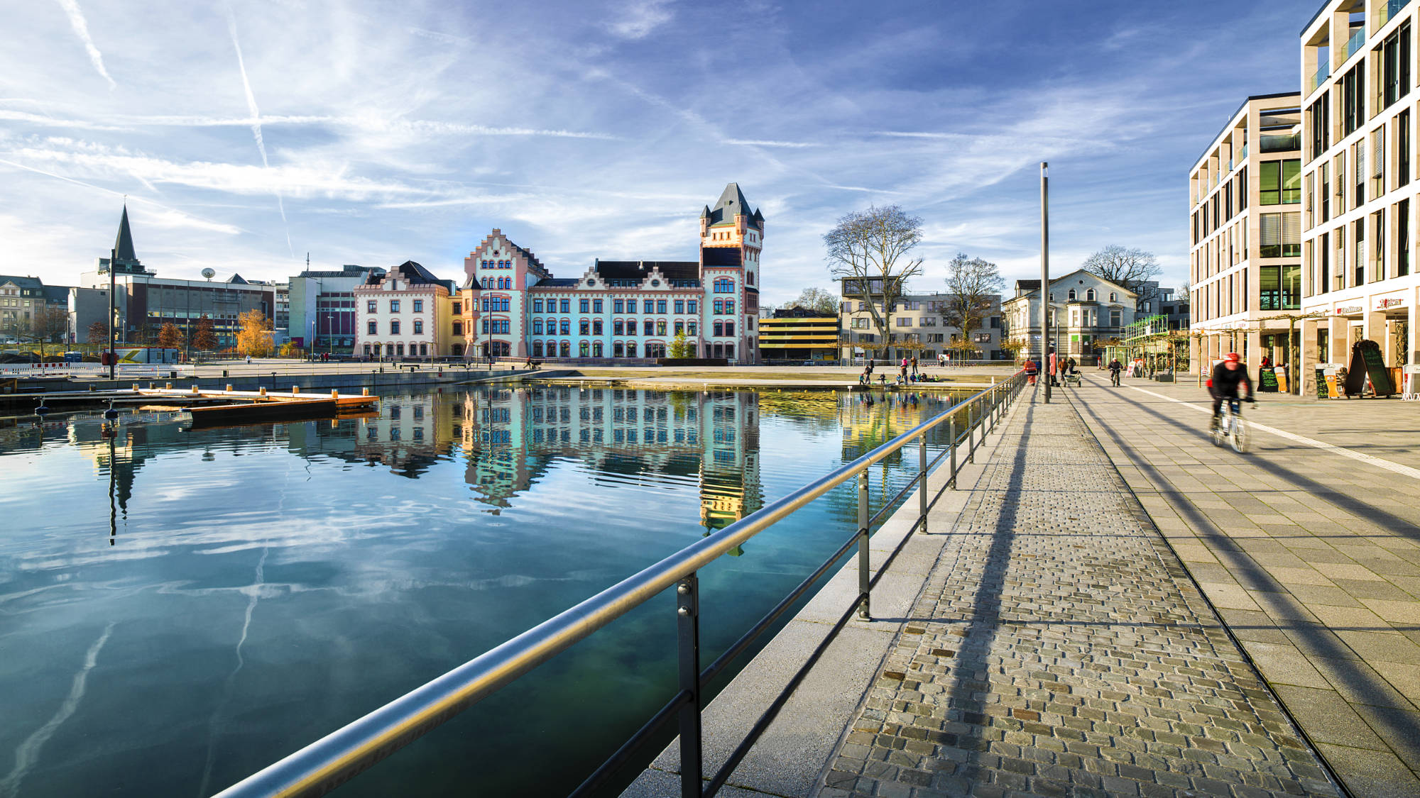 Blick auf den Phoenixsee in Dortmund